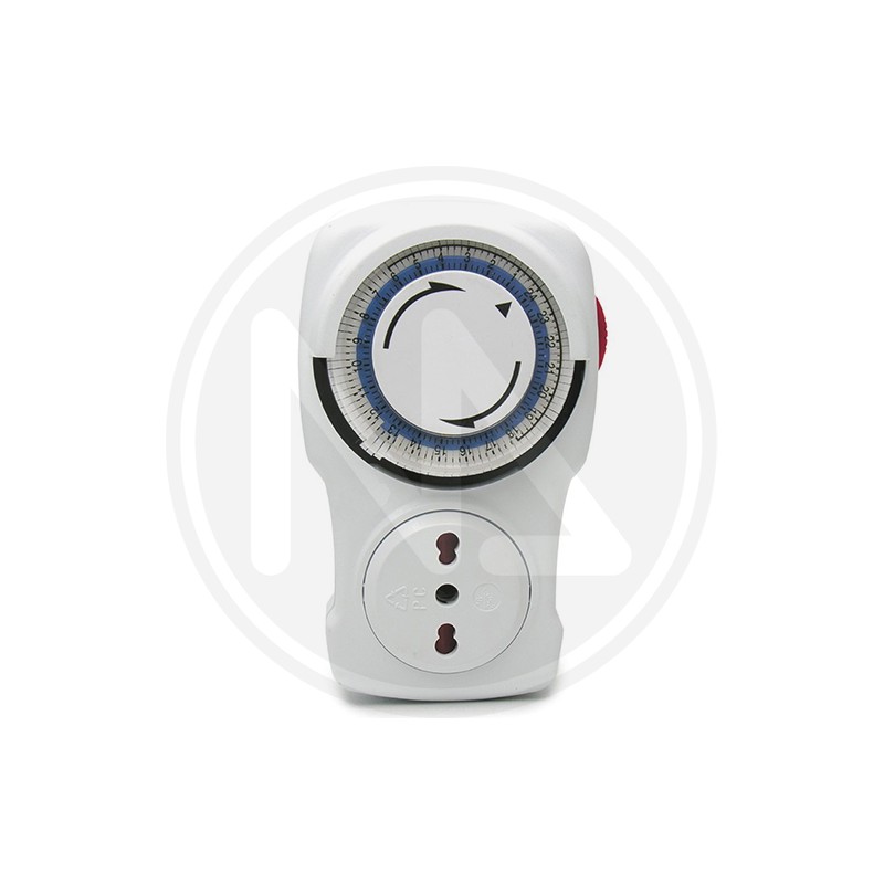 socket with ANALOGIC TIMER