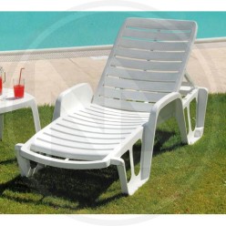WHITE RESIN SUN LOUNGER "OLEANDRO"