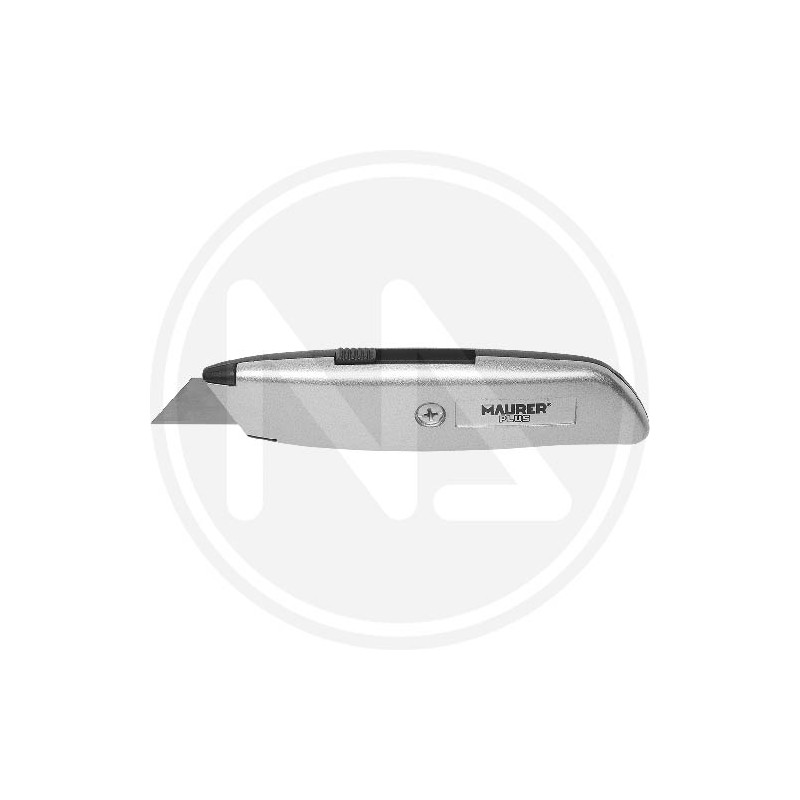 cutter with movable blade maurer