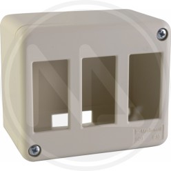 WALL MINI TRUNKING GANG BOX 3T. "VENES" MAURER