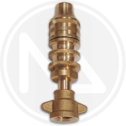Adjustable nozzle for sprayers